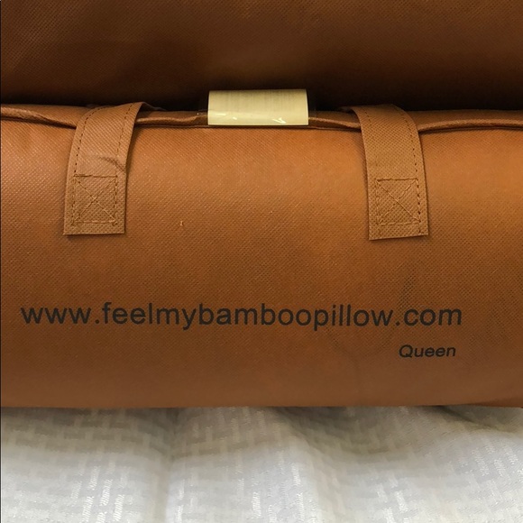 Set of 2 Queen Bamboo pillows - Picture 2 of 2